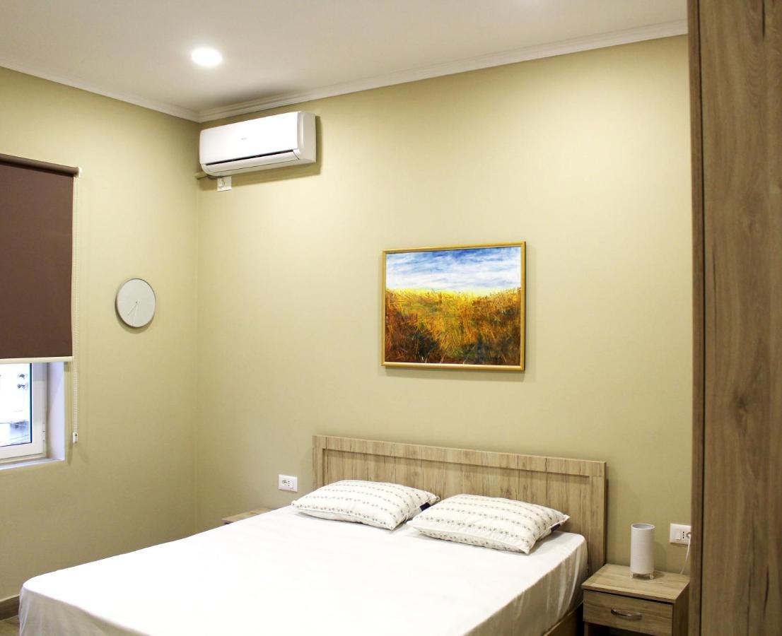 2V1 - Myslym Shyri Apartman Tirana Kültér fotó
