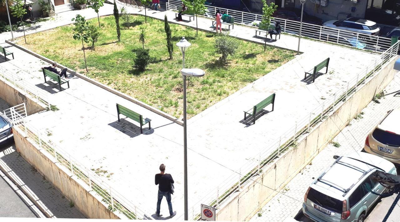 2V1 - Myslym Shyri Apartman Tirana Kültér fotó