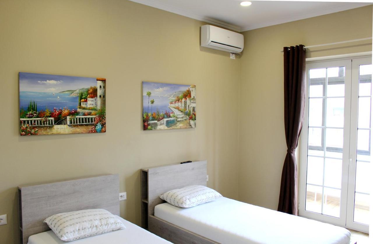 2V1 - Myslym Shyri Apartman Tirana Kültér fotó